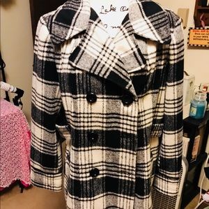 Black an White Peacoat